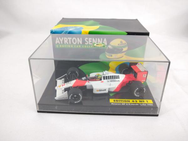 Carrinho Ayrton Senna Racing Car Collection Edição 43 n1. Em bom