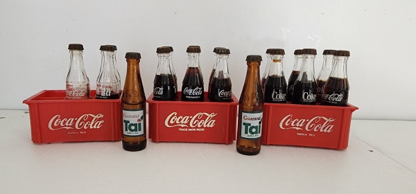 Mini Coca Cola Garrafinhas,engradado,caminhão Antigo Brinquedo