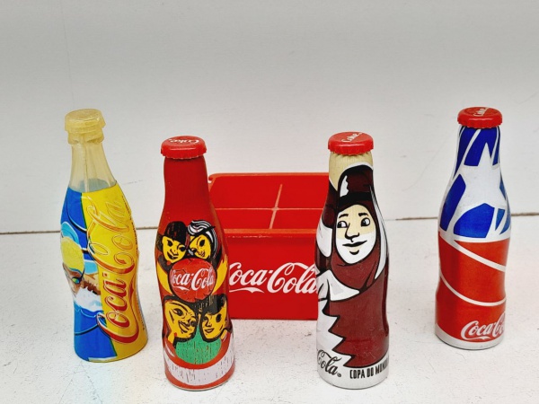 Mini Coca Cola Garrafinhas,engradado,caminhão Antigo Brinquedo