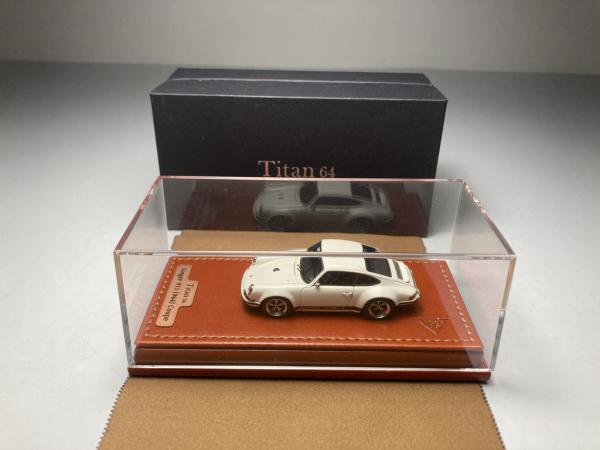 Porsche 911 964 Singer Branco - Titan64 *Acompanha case