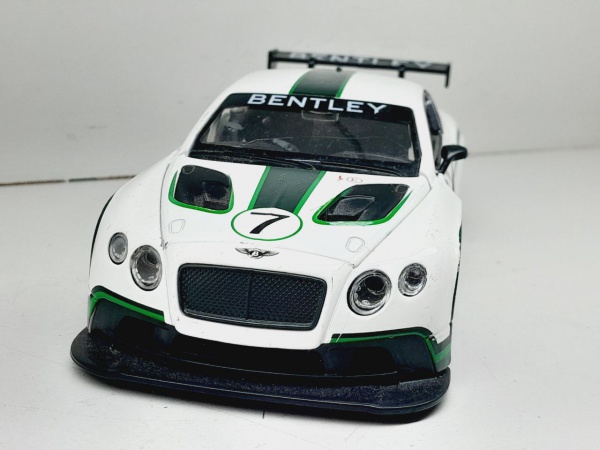 Miniatura em metal Bentley Continental GT3 - Marca: MSZ - Escala