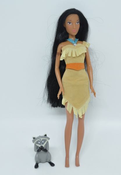Poupée Pocahontas Amie De Barbie - N°13915, 1995 Mattel (occasion)