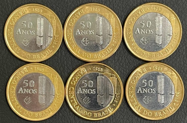 Curiosidade do dia: moeda de 5 reais, em estojo e com certificado da Casa  da Moeda do Brasil. Essa é uma das comemorativas das olimpíadas. É uma moeda  de coleção, ou seja