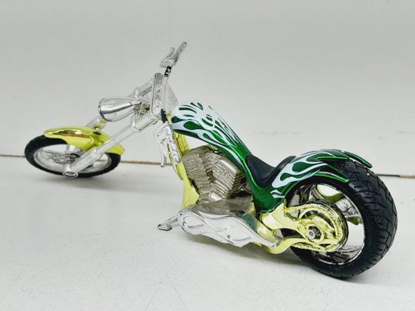 Moto De Colección West Coast Choppers, Escala 1:18. Nueva.