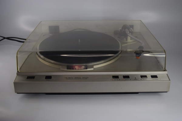 SANSUI Toca-discos, modelo FR-Q5, (ligando, mas não - Main Image