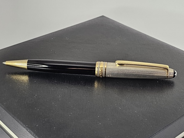Canetas . Caneta original Montblanc da série Meisterstuck. Modelo foto 6
