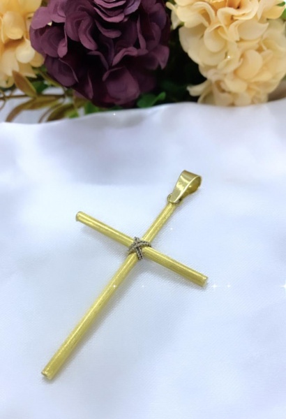 Joias . ANEL DE ESMERALDA OVAL EM OURO AMARELO 18K - COM DIAMAN foto 3