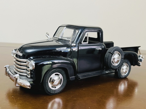 MIRA - CHEVROLET PICK UP 1953 - ESCALA 1/18 - Miniatura tem