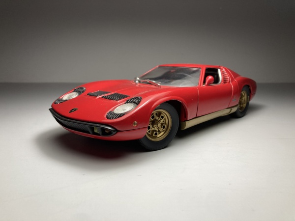 Lamborghini Miura Vermelha Anson Escala 1/18 miniatura