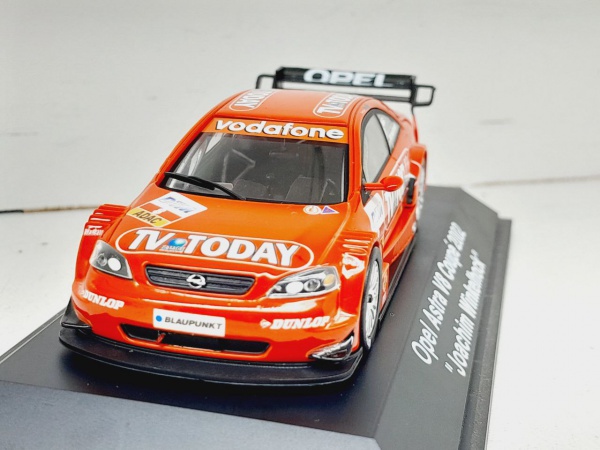 Miniatura em metal Opel Astra V6 Coupé 2002 (Joachim Winkelhock