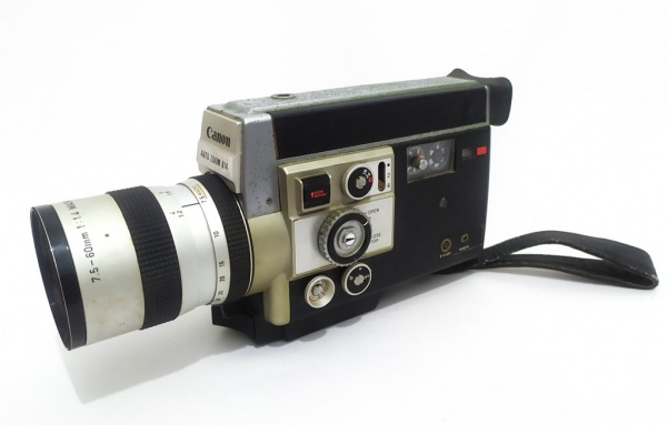 CANON AUTO ZOOM 814 ELECTRONIC: Câmera Filmadora antiga