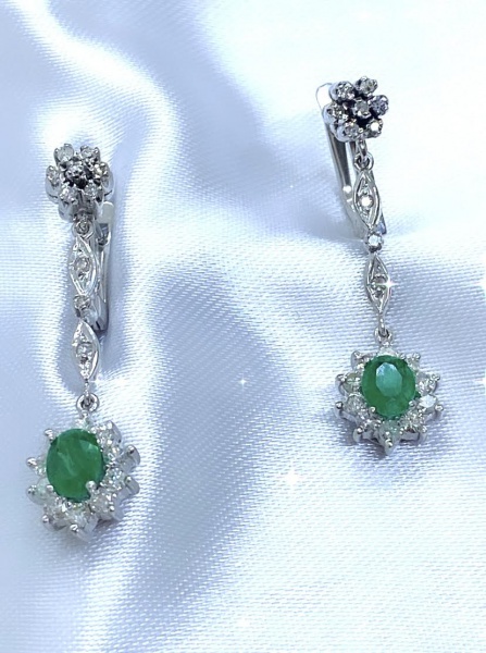 Joias . CONJUNTO BRISA ESMERALDA EM OURO BRANCO 18K, ANEL ARO 1 foto 6