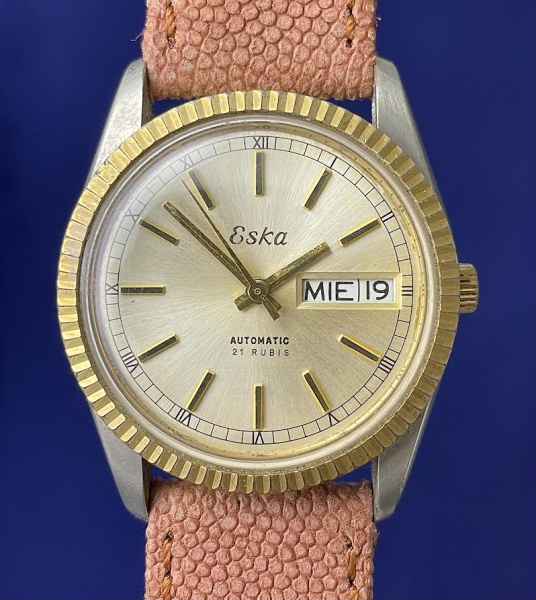 Relogios . Relógio original Cartier Vermeil 30mm, quartzo, materia foto 2