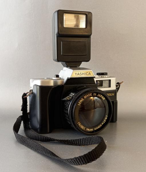 Câmera fotográfica analógica Yashica, 2000N, Não foi te
