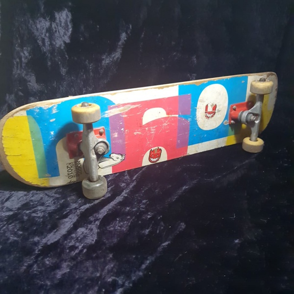 1 pc cor aleatória dedo skate mini fingerboard skate caminhão