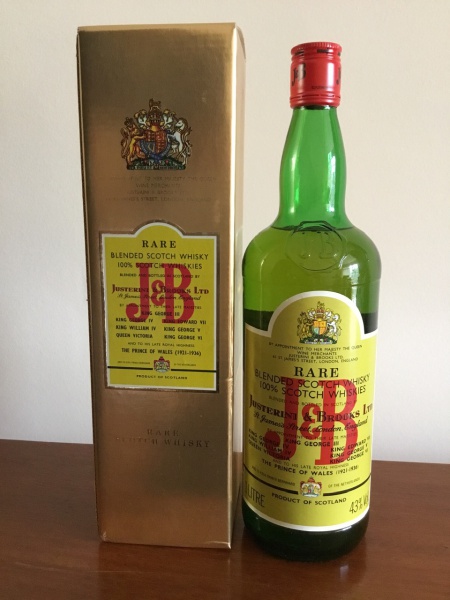 Bebida - Seagram`s 100 Pipers- de Luxe Scotch Whisky- 1
