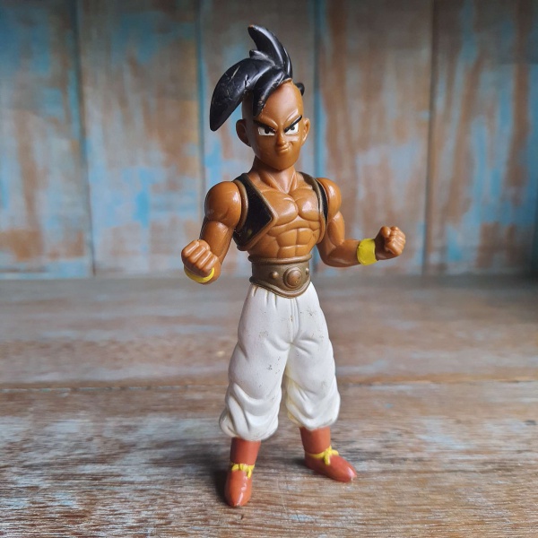 DRAGON BALL Z- Boneco OoB, produzido em plástico duro