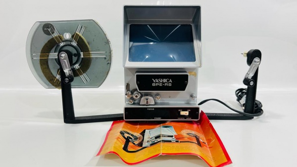 YASHICA Visualizador e editor de filmes modelo 8PE-RS