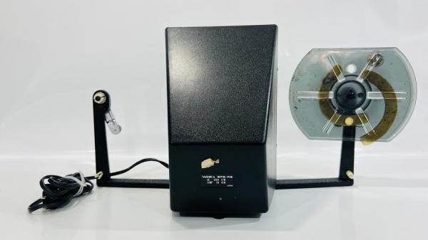 YASHICA Visualizador e editor de filmes modelo Apresent