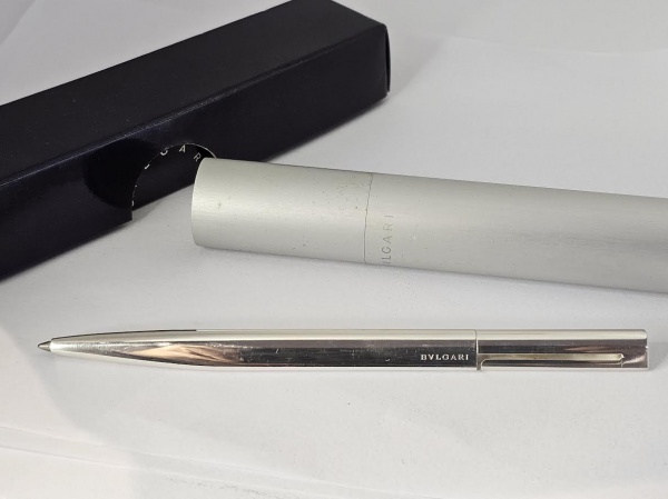 Canetas . Caneta Montblanc original modelo 164, cor preta. Caneta foto 8