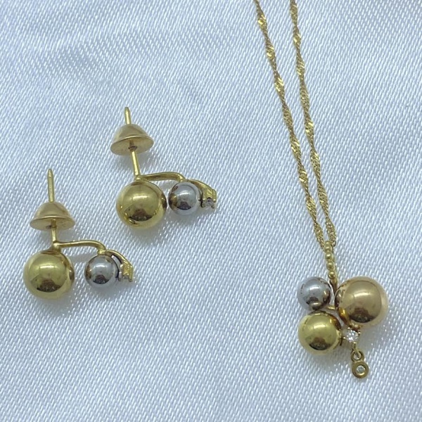 Joias . BRINCO 3 CORAÇÕES EM OURO AMARELO/NOBRE/ROSE 18K, FOSCO foto 4
