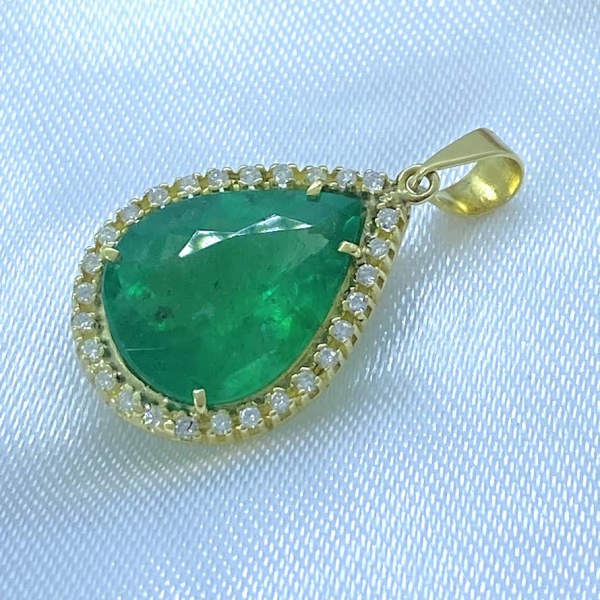 Joias . BRINCO 3 CORAÇÕES EM OURO AMARELO/NOBRE/ROSE 18K, FOSCO foto 6