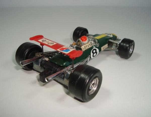 Brinquedo Antigo - POLITOYS - LOTUS CLIMAX F. 1 - ESCALA 1/32