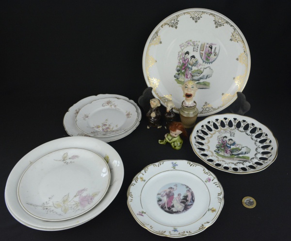 Conjunto Em Porcelana Rebis Composto De 4 Figuras Do C conjunto-em-porcelana-rebis-composto-de-4-figuras-do-c
