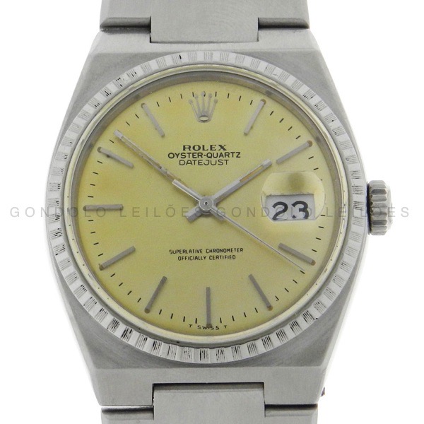 Relógio Rolex OysterQuartz DateJust - Ref. 17000 - Caixa em Aço - Pulseira em Aço - Tamanho da caixa: 36mm - Funções: Horas - Minutos - Segundos - Calendário - - Movimento: Quartz - Visor: Cristal de Safira - Letra R ano de fabricação 1987 - Acompanha: Cartão de revisão na Rolex