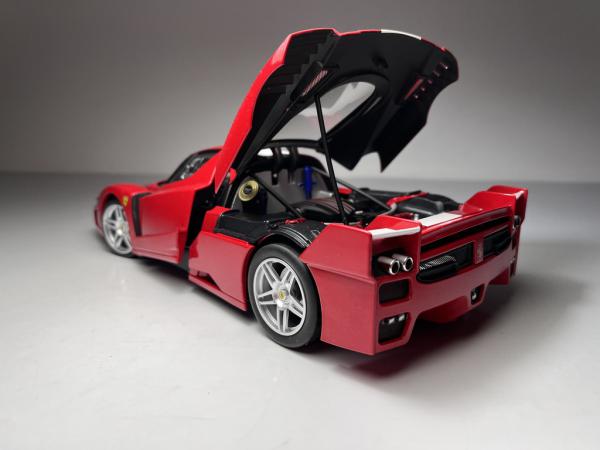 Ferrari FXX Vermelha - Hot Wheels Elite Escala 1/18 *Po