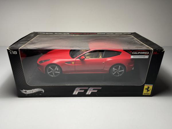 Ferrari FF Vermelha - Hot Wheels Elite Escala 1/18 *Pos