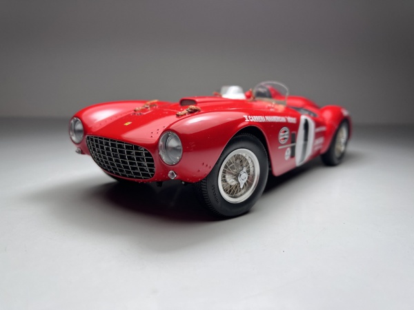 ENZO FERRARI RED 1/18 BBR 京商 Amazon | BBR 1/18 Enzo Ferrari RED 完成品 | ミニカー・ダイ