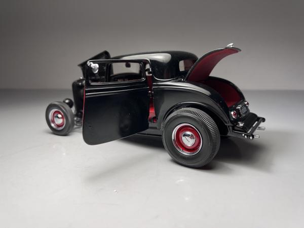 Ford 3 Window Coupe Preto - GMP *Possui caixa original