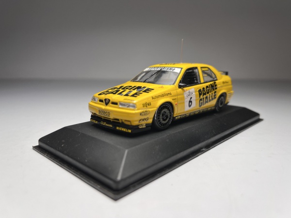 Alfa Romeo Alfetta GTV 2000 1976 - Serie Oro Escala 1/