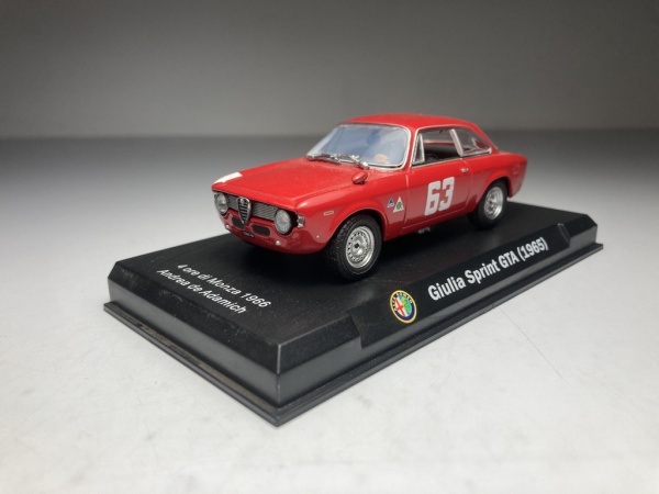 AMR (1/43) アルファロメオ Giulia Sprint GTA Alfa Romeo Giulia Sprint GTA Vermelha (1965) - 4 Ore Di
