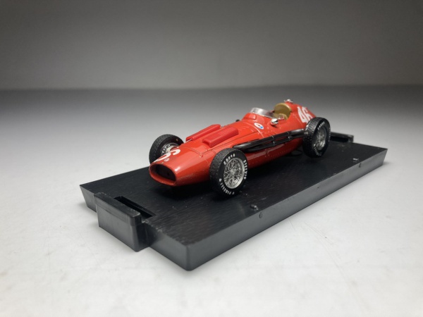 Alfa Romeo Giulia Sprint GTA Vermelha (1965) - 4 Ore Di