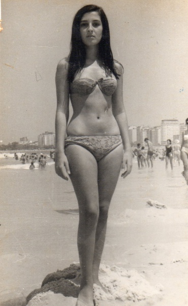Fotografia Moda praia (biquine), início anos 70 Dimensões: x
