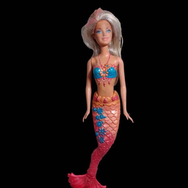 Boneca Barbie Articulada Sereia 30 cm