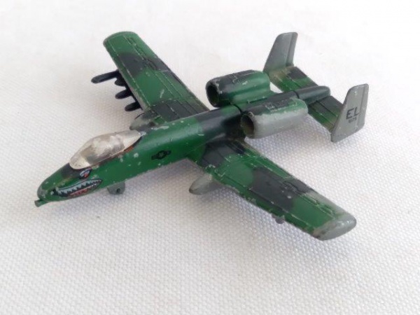 Miniatura Avião Fairchild Republic A10 - Super Dyna - F