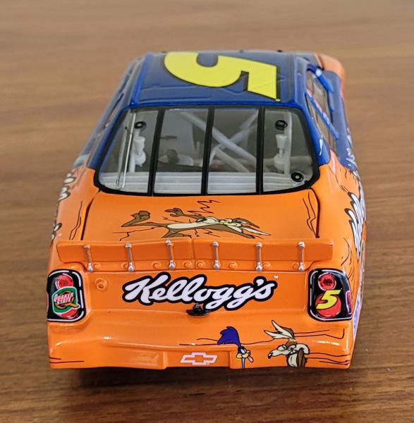 Terry Labonte #5 Scana1/24 Kellogg's / Looney Tun