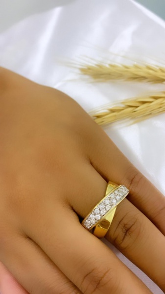 Joias . ANEL ARABESCO EM OURO BRANCO 18K, DIAMANTES, ARO 23, (A foto 7