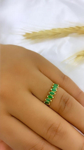 Joias . ANEL MEIA ALIANÇA DIAMANTE OURO AMARELO 18K, 6 DIAMANTE foto 2