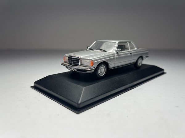 19749426.jpg