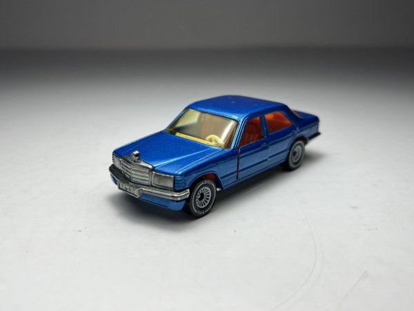 Mercedes Benz 500 SE Azul - Siku Escala Aprox 1/64 mini