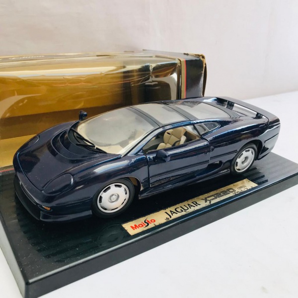 Maisto 1:12 Jaguar XJ220 orders