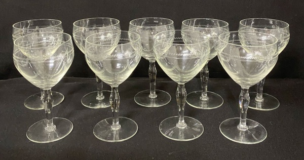 9 taças em cristal Saint Louis para vinho branco - altura: 16 cm