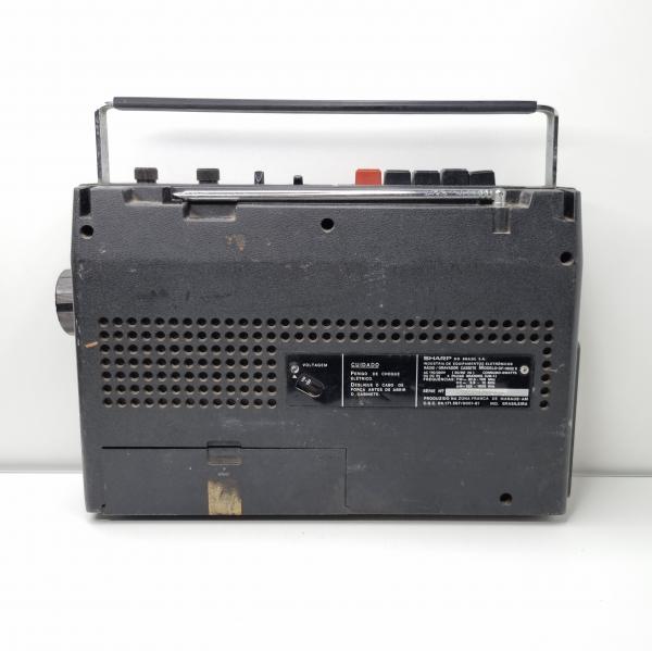 Antigo rádio Sharp Dynamic Sound - med. 28,5 cm - Peça