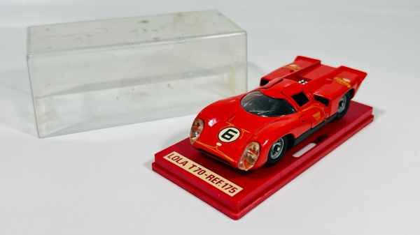 Lotus Climax F1, escala 1/64. ATENÇÃO! Produto sendo ve