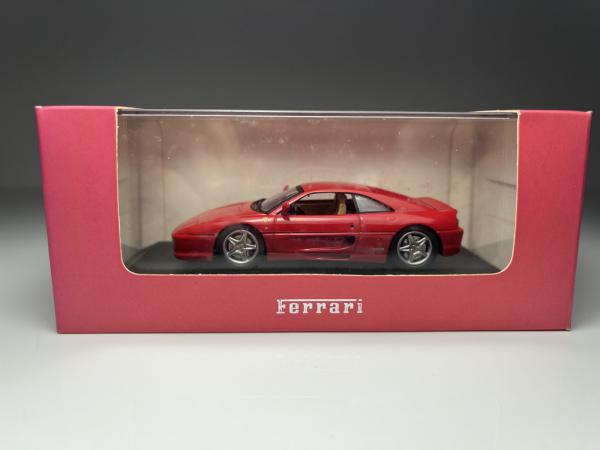 Ferrari F355 Berlinetta 1997 Vermelha - IXO Escala 1/43