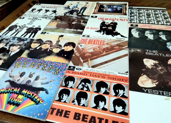 BOX THE BEATLES COMPACT DISC EP COLLECTION - 15 CDS - U